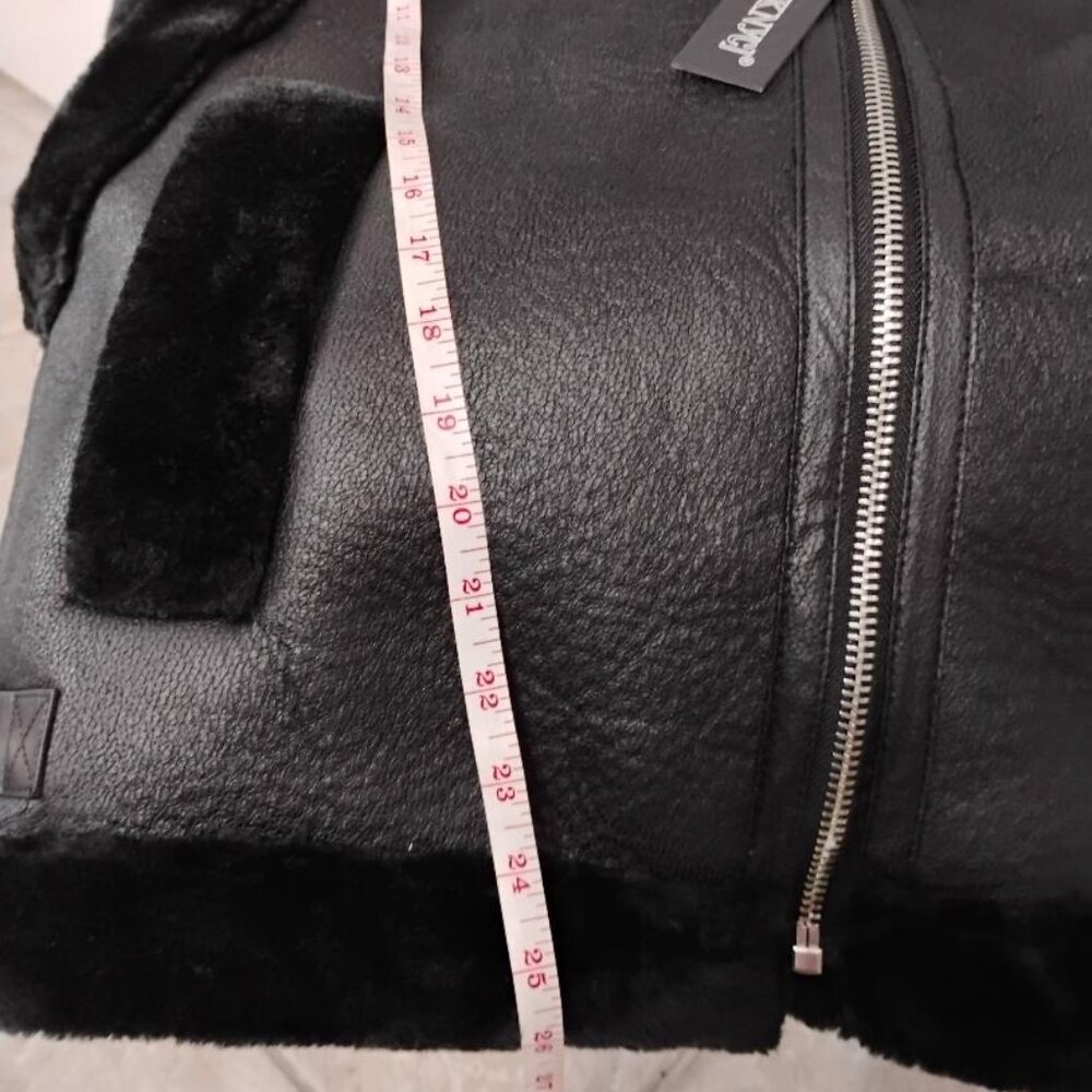 BLANKNYC Sherpa Moto Vest Faux Leather & Sherpa Trimmed Vest Size M NWT - Picture 14 of 14